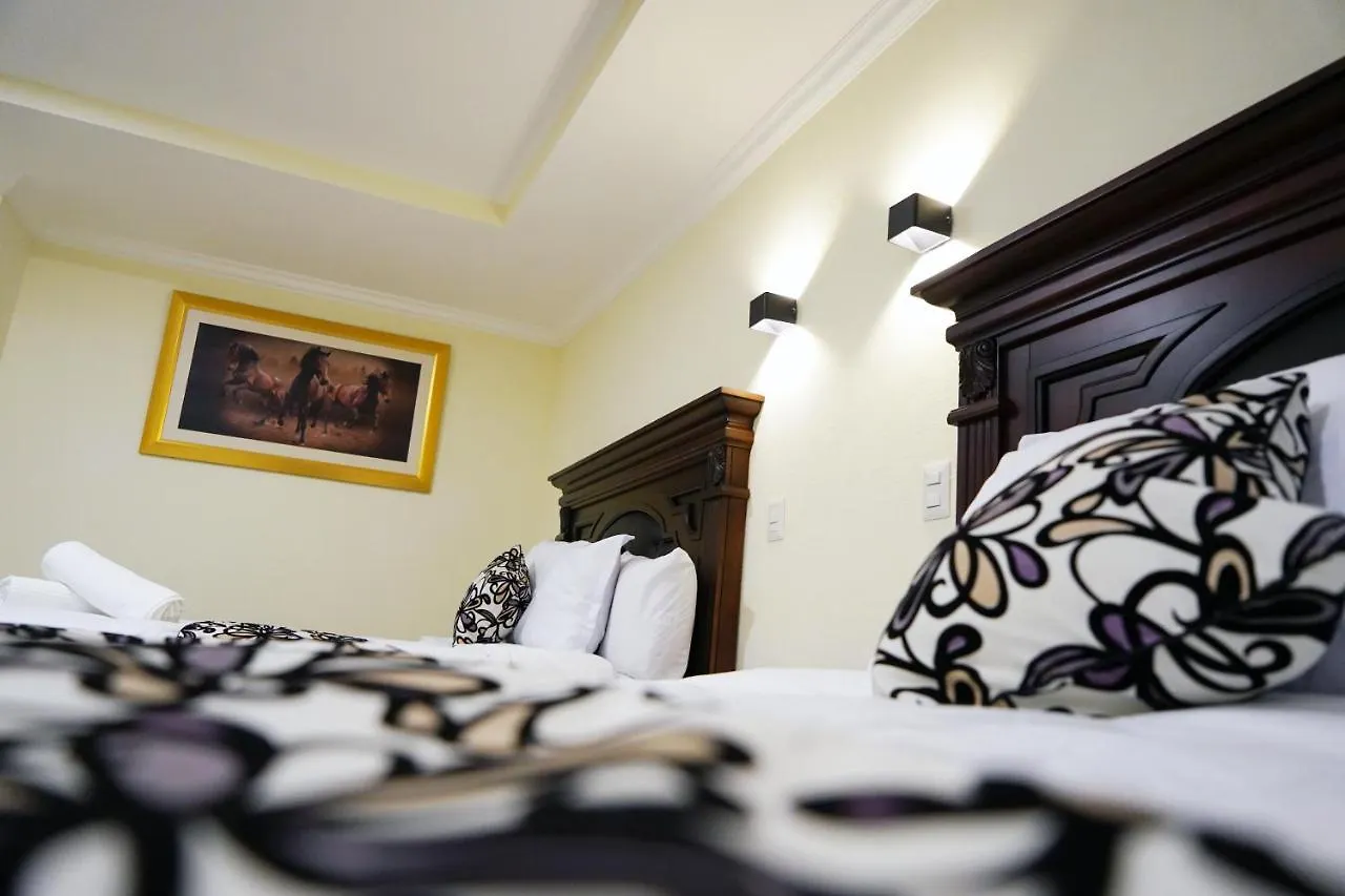 Real De La Pena Hotel 2 Ezequiel Montes